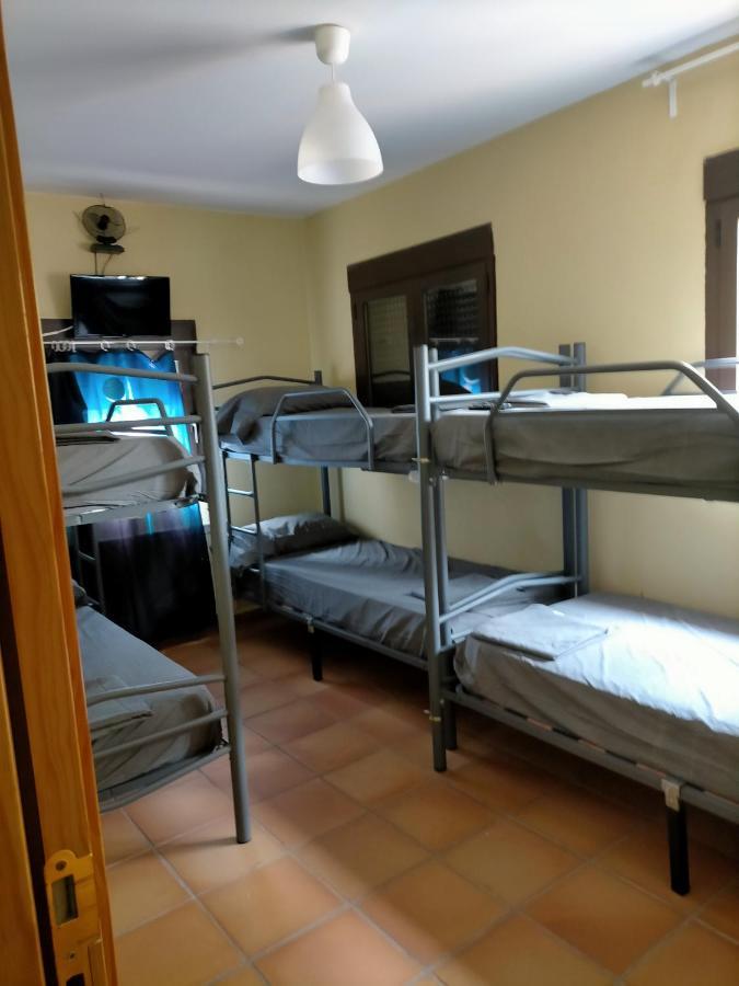 Albergue Santa Barbara Алиага Экстерьер фото